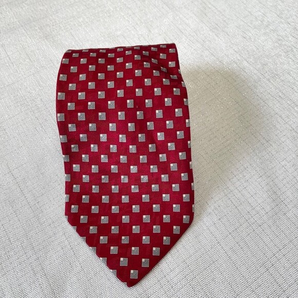 STAFFORD Men’s 100% Silk Tie. Red - Picture 4 of 8